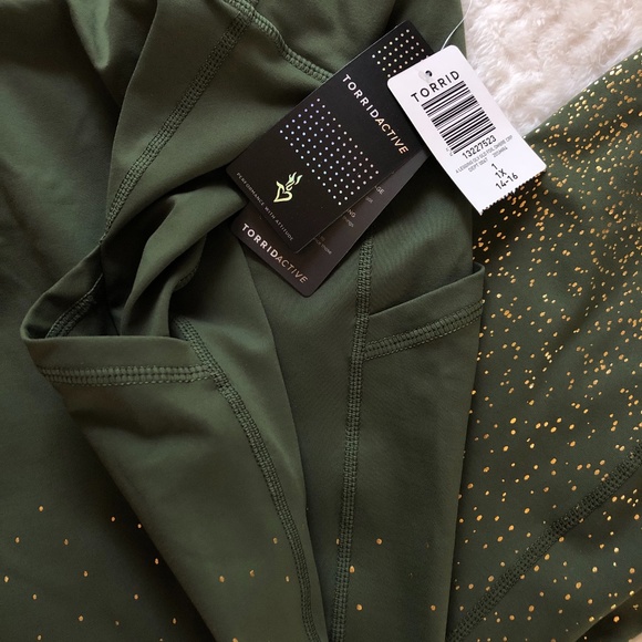 Torrid Women’s Plus Size Olive Green Gold Dot Crop Active Legging Size 1X - Picture 10 of 11